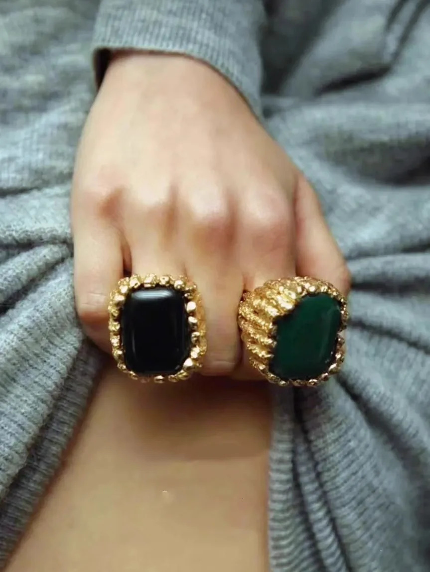 Vintage Agate Natural Stone Crystal Ring Gold Metal Open Womens Brass Jewelry 2024 Light Luxury European and American 241018