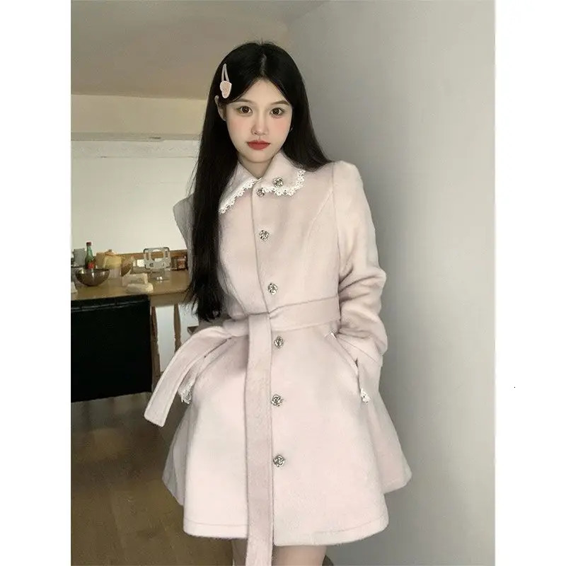 Korean fashion doll collar pink wool coat womens winter dress sweet warm waist weight loss medium long wool jacket 241019