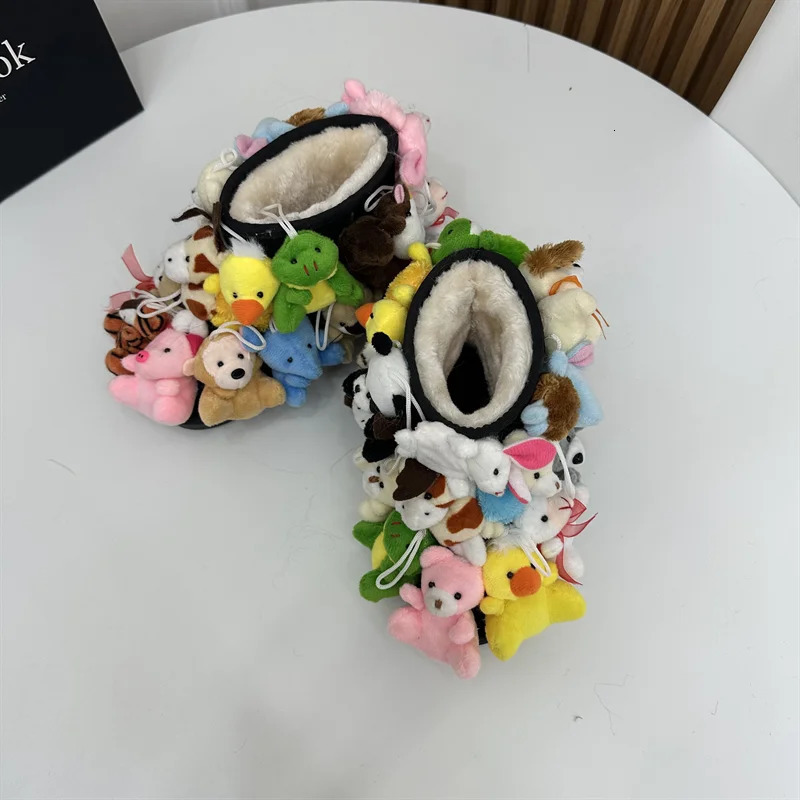 Winter snow boots childrens teddy boots covering the fluffy calf platform filled with animals with cute childrens snow boots 241018