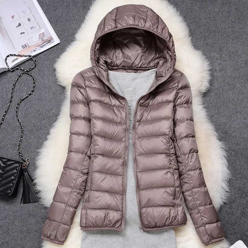 Women Puffer Jacket 15 Colors Plus Size 5XL 6XL 7XL 2023 New Spring Autumn Female Ultra Lightweight Packable Hooded Down CoatsX241019