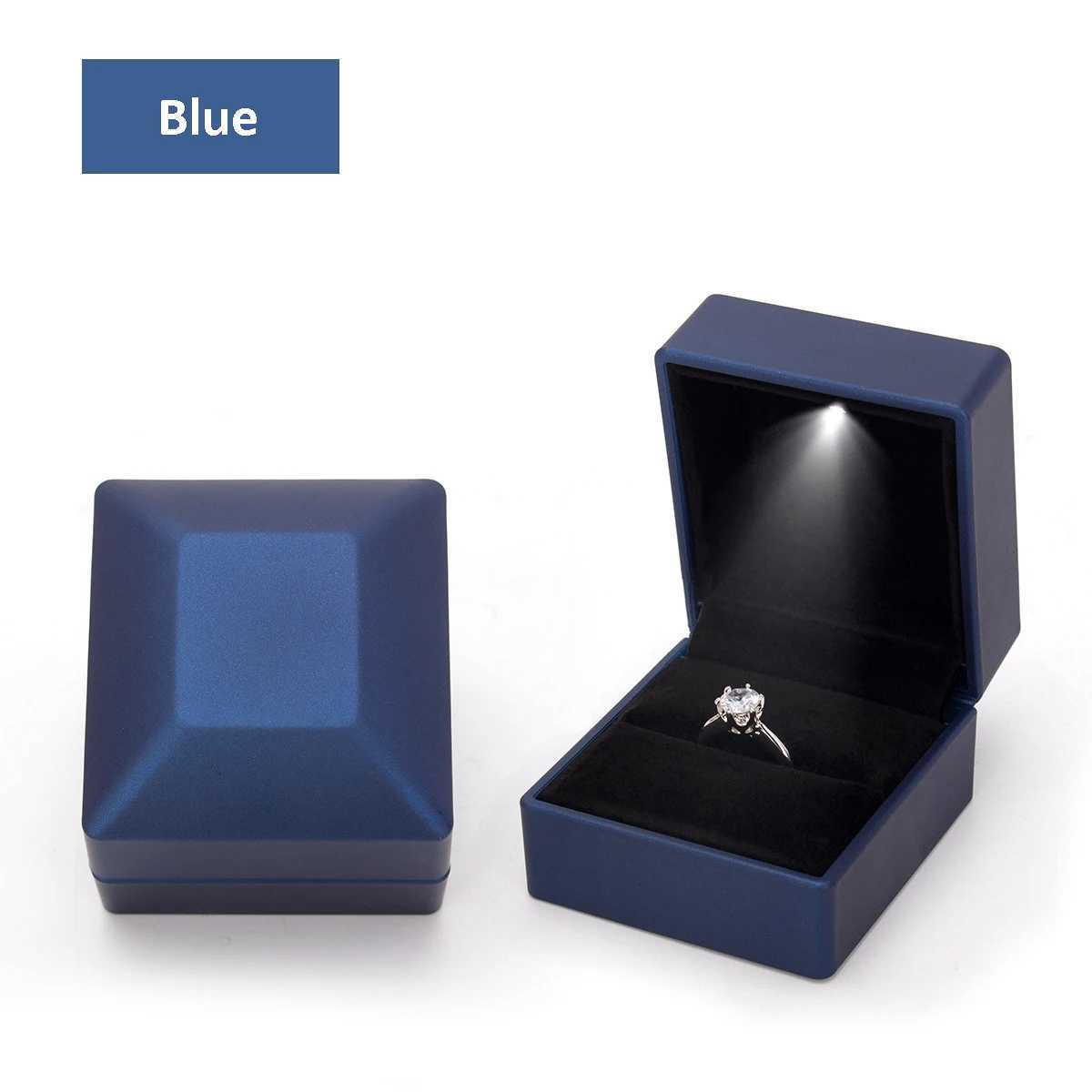 Luxury ring box with LED lights diamond ring box used for engagement weddings Valentines Day birthday ring display organizers W241019