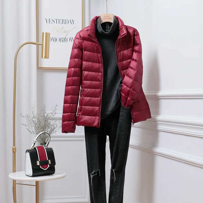 15 Colors Female Slim Fit Short Portable Windproof Puffer Jacket New Women Autumn Winter Packable Ultra Light Weight Down CoatX241019