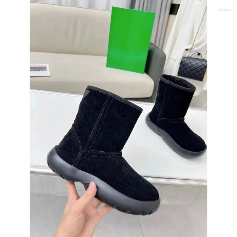 Boots Women's Thickened Warm Plush Snow Thick Sole Non-Slip Winter Cotton Shoes Womens Boots Outdoor Comfortable Round Toe Ankle