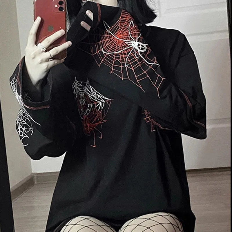 Black womens long sleeved girl Y2K top Gothic Y2K fashion Harajuku spider T-shirt womens Gothic dark street clothing T-shirt 241019