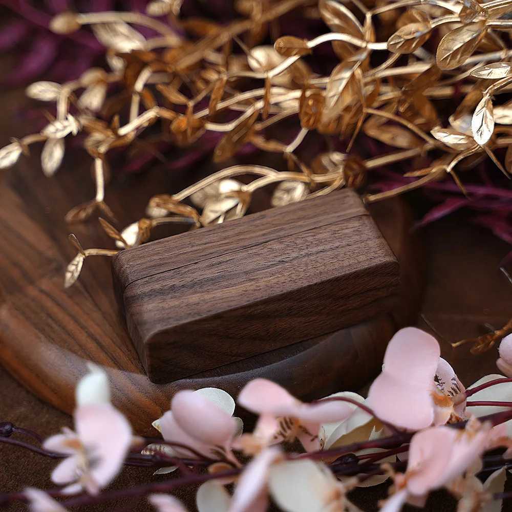 Vintage Walnut Wedding Ring Box Necklace Earring Storage Box Gift Display Packaging Small Jewelry Organizer W241019