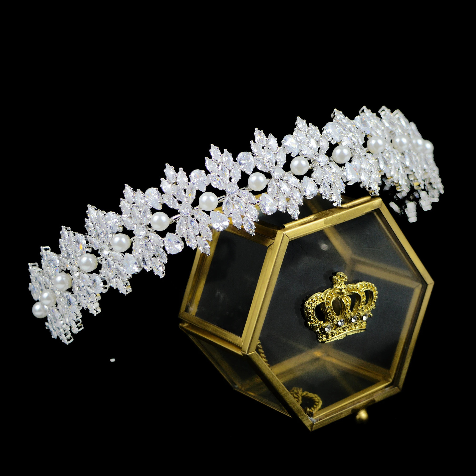 5A Zirconia Bridal Headband Wedding Hair Jewelry Accessories CZ Pearl Princess Bridal Headpiece Ball Crown Headpiece 241018