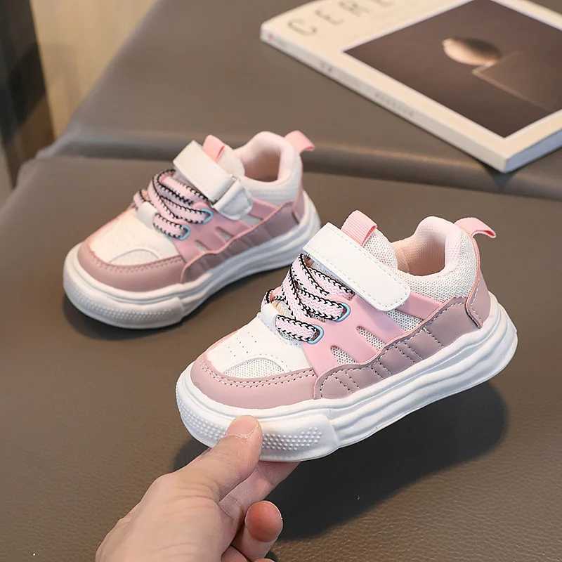 Athletic Outdoor Childrens Sports Shoes 2024 Spring Girls and Boys Breathable Sports Shoes Childrens Outdoor Running Shoes Childrens Apartment 22-31 H