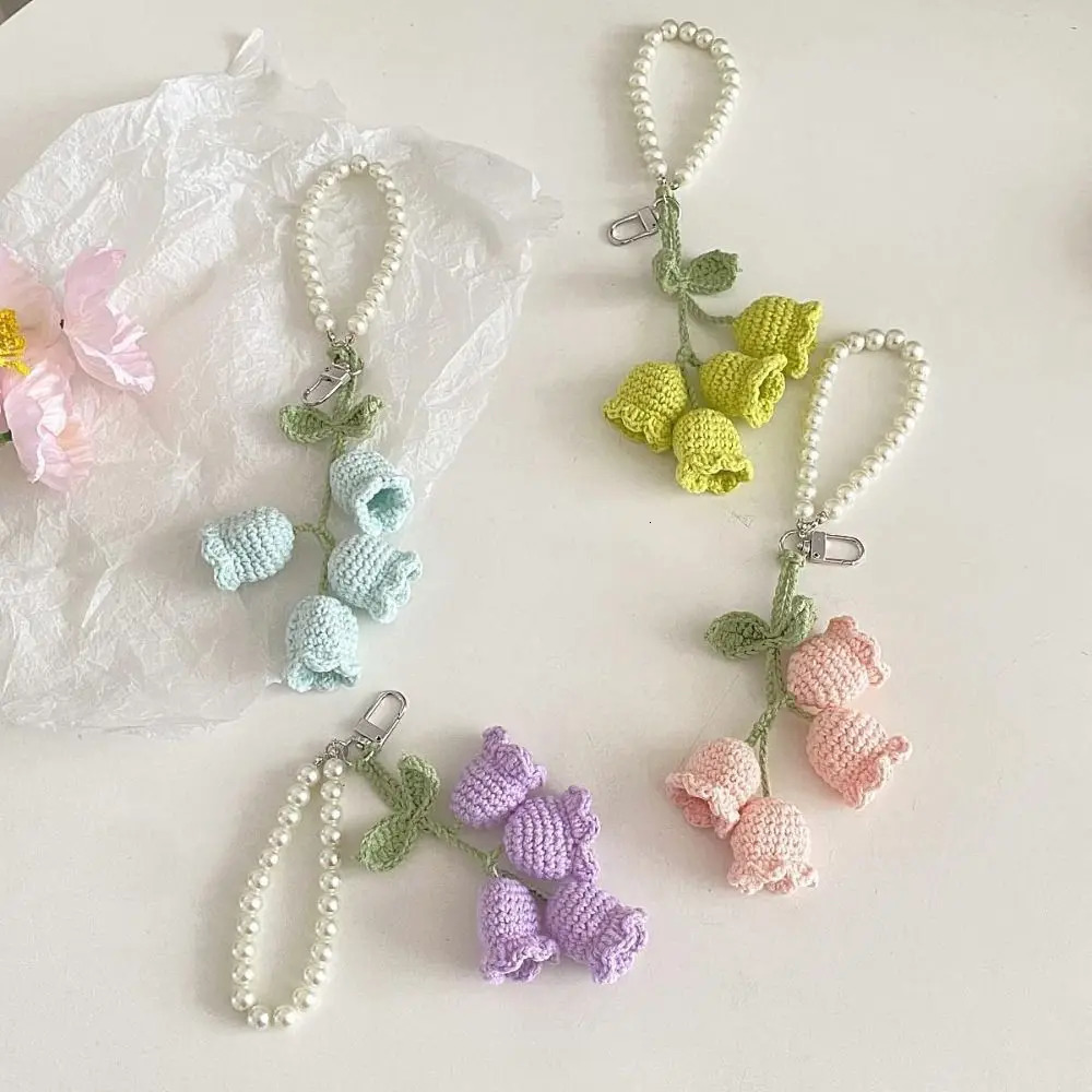 Creative Knitted Flowers Bag Pendant Ins Cute Lily of the Valley Charms Pearls Chain Key Handmade Crocheted Decoration 241017