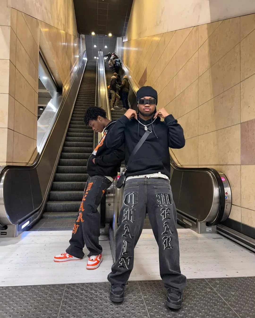 Harajuku Hip hop Street Print Jeans Y2k Trend Letter Black Pants Mens Fashion Baggy Straight Wide Leg Trouser Streetwear 241019