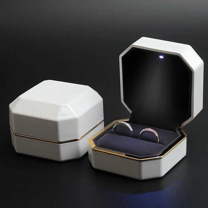New Double Ring Box Wedding Square Velvet Ring Box Organizer Jewelry Gift Box with LED Light for Suggested Engagement Ring Box W241019