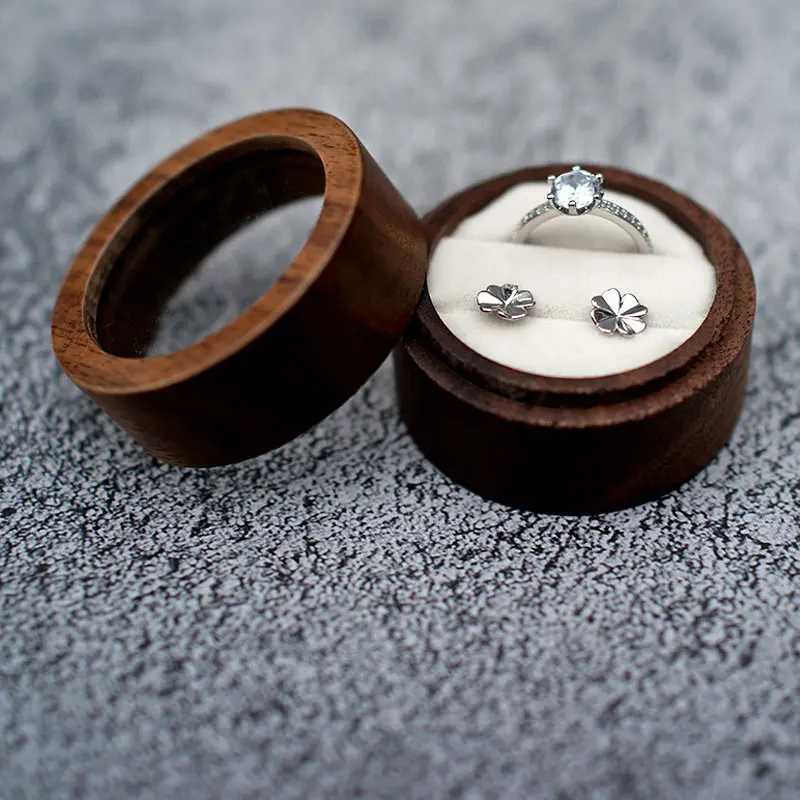 Round walnut ring box velvet soft indoor jewelry box holder organizer wooden box for suggesting engagement ring packaging W241019