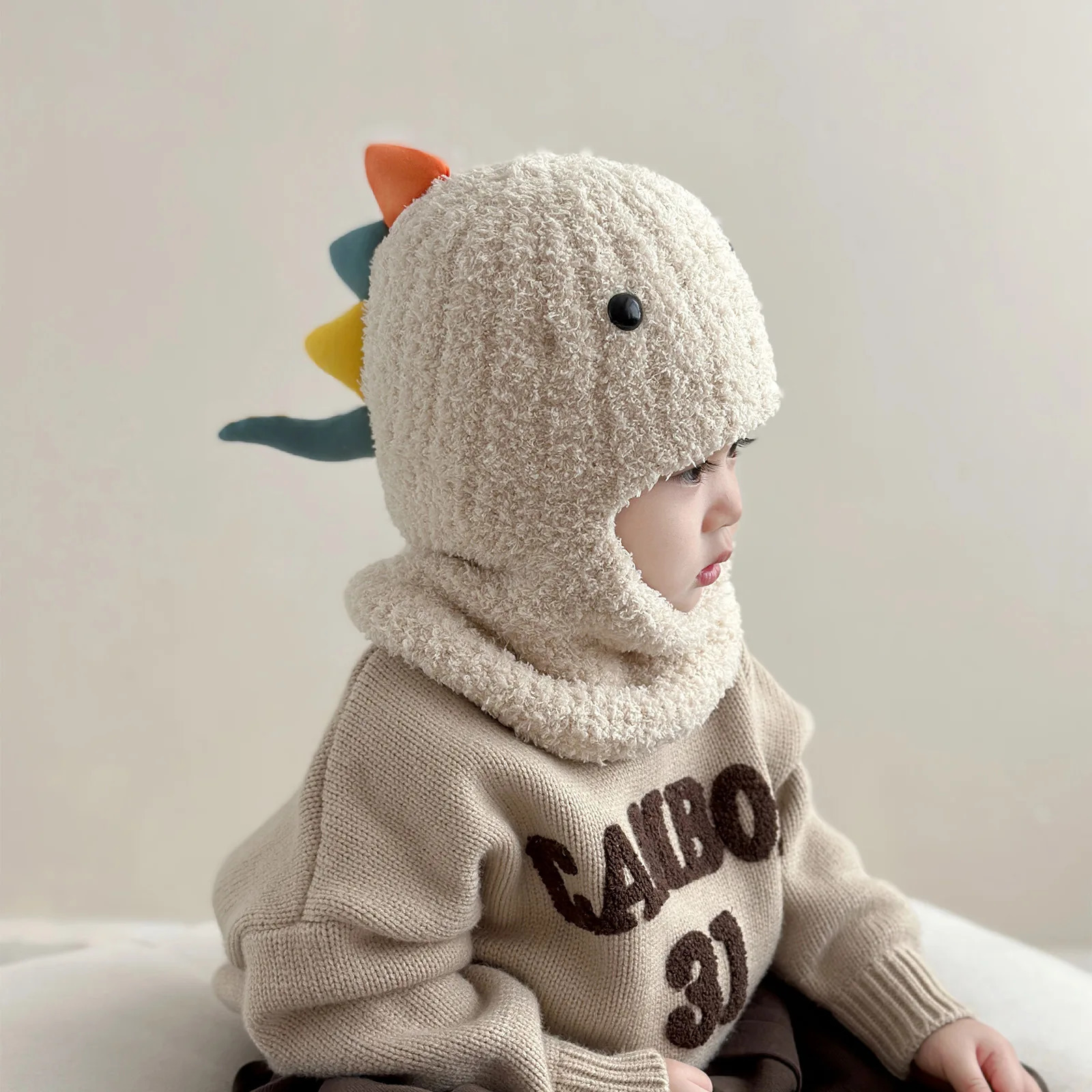 Windproof facial protection childrens hat neck scarf one-piece hat baby pull-out hat thick one-piece dinosaur 241019