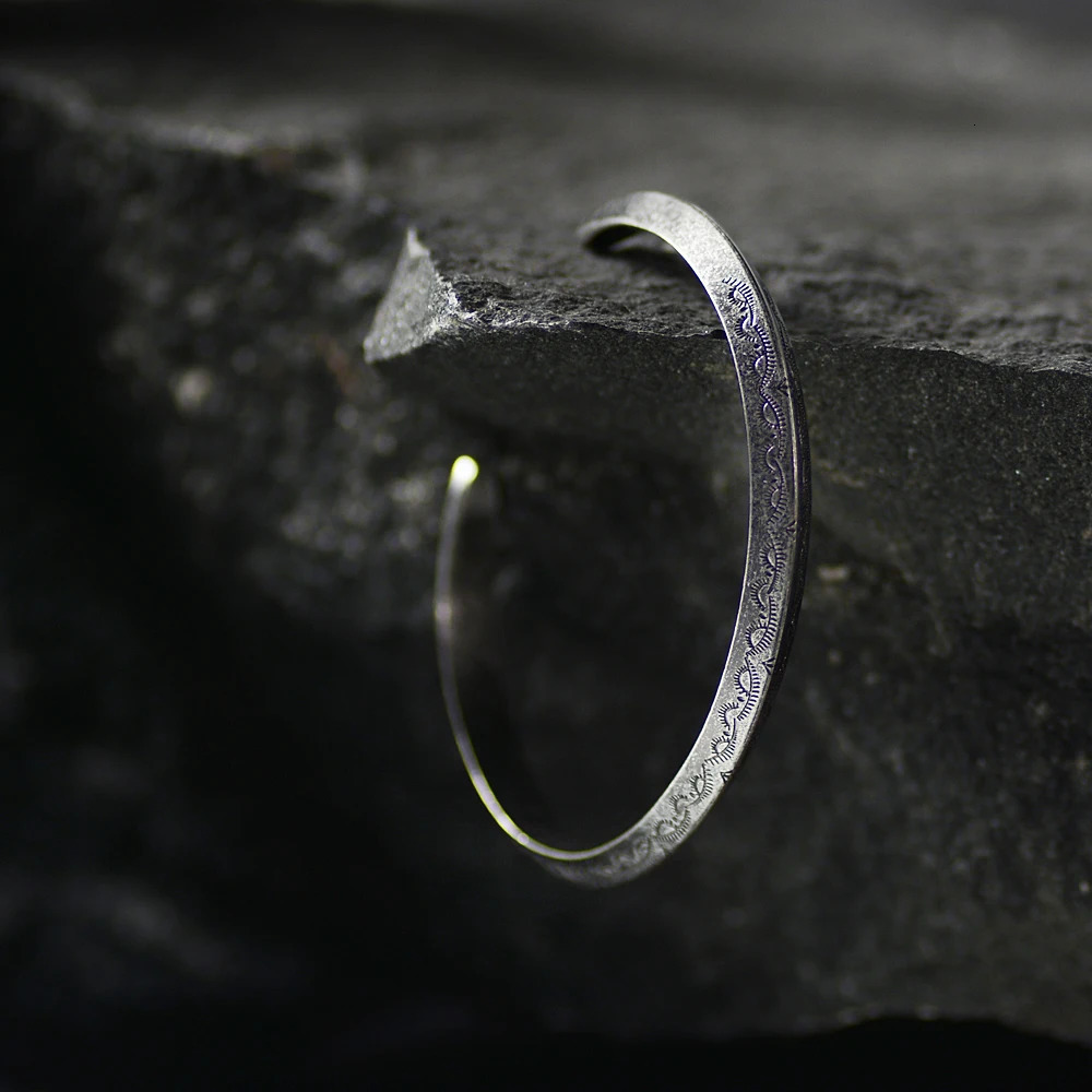 Retro Bracelet Mens Cuff Bracelet Womens Cuff Bracelet Retro Viking Steel Casual Vintage Jewelry Pulseira 241007