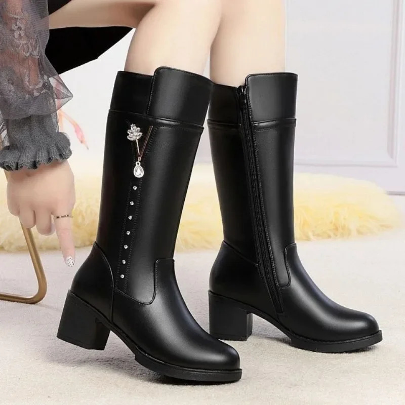Warm wool lining womens mid calf boots soft leather long tube mom cotton shoes winter fashion boots high rubber upper 241018