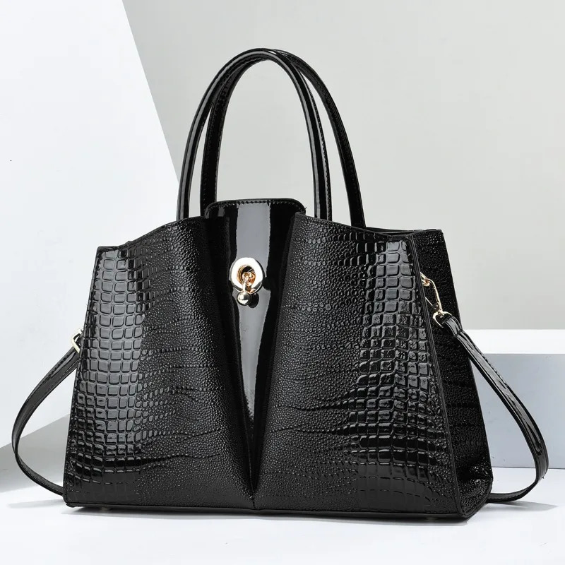 2024 High Quality Leather Handbag er Womens Shoulder Cross Body Bag Trend Large Capacity Casual Handbag 241018
