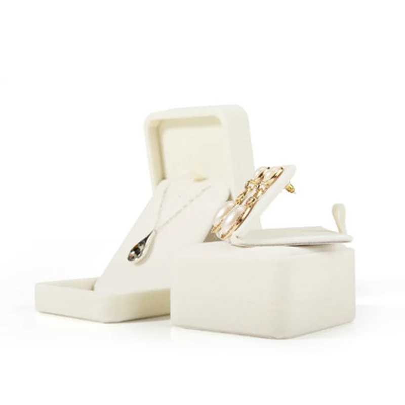 High quality beige velvet jewelry box ring earring holder pendant necklace container jewelry storage box W241019