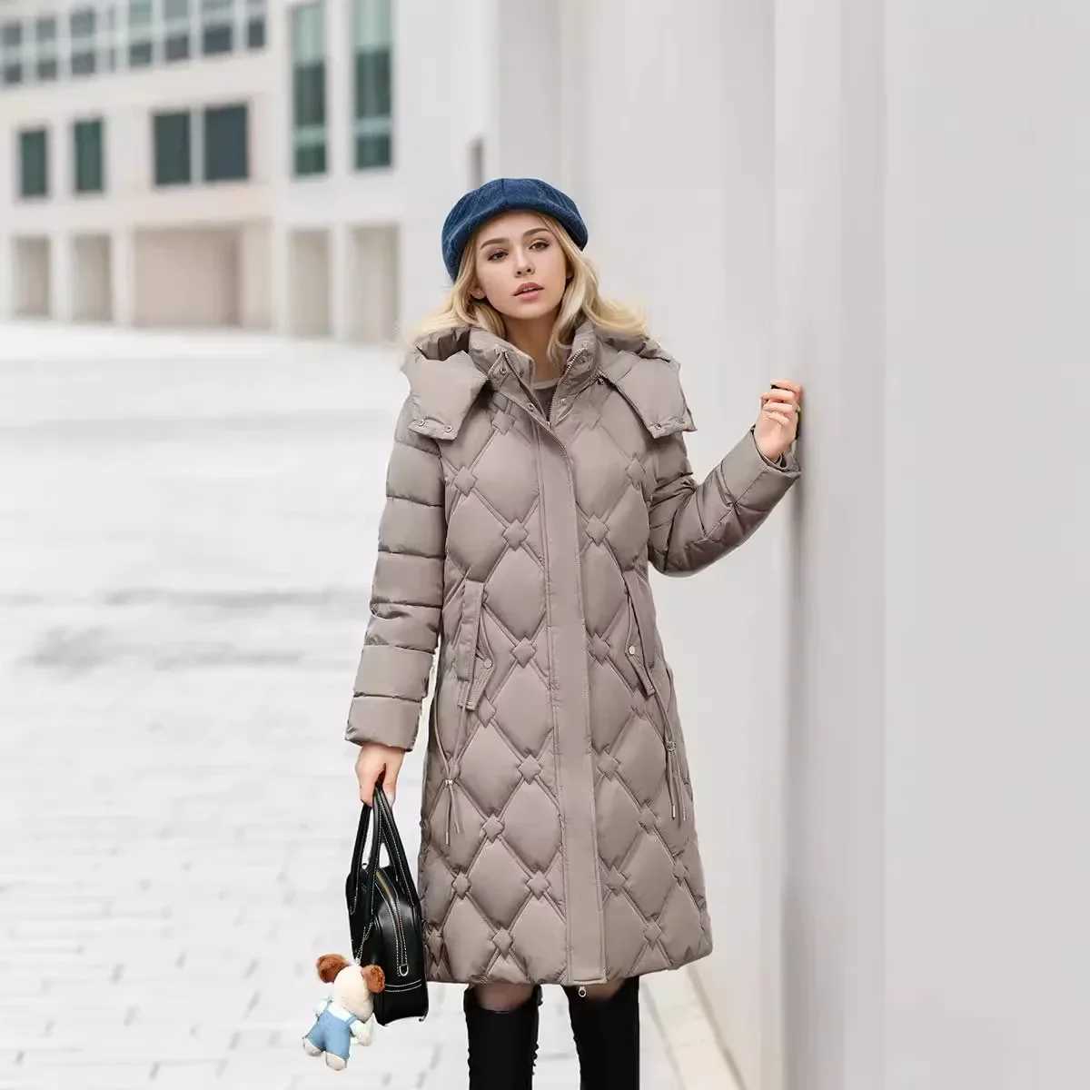2024 New Snow Wear Winter Coat For Women Down Jacket Warm Thicken Casual Loose Hooded Jacket Elegant Female Long Parkas OvercoatX241019