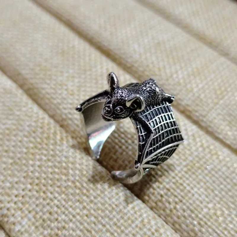 Retro black stainless steel batwing couple ring mens punk style personalized finger ring hip-hop jewelry accessories Y241019