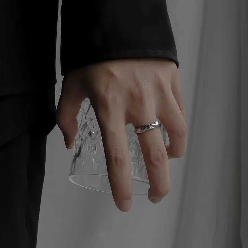 2024 mens silver solid color metal finger ring mens open ring couple engagement jewelry gift Y241019