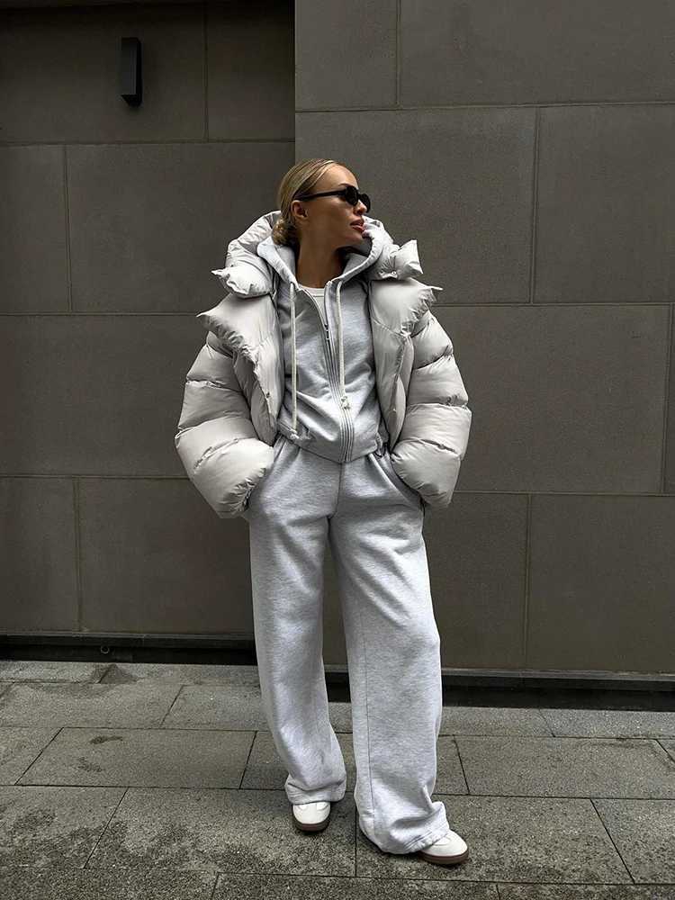 Women's Down Parkas 2024 Winter Womens Cotton Apron Jacket Womens T-shirt Snow Park Personalized Hooded Inflatable Jacket Zipper Jacket Y241019K5