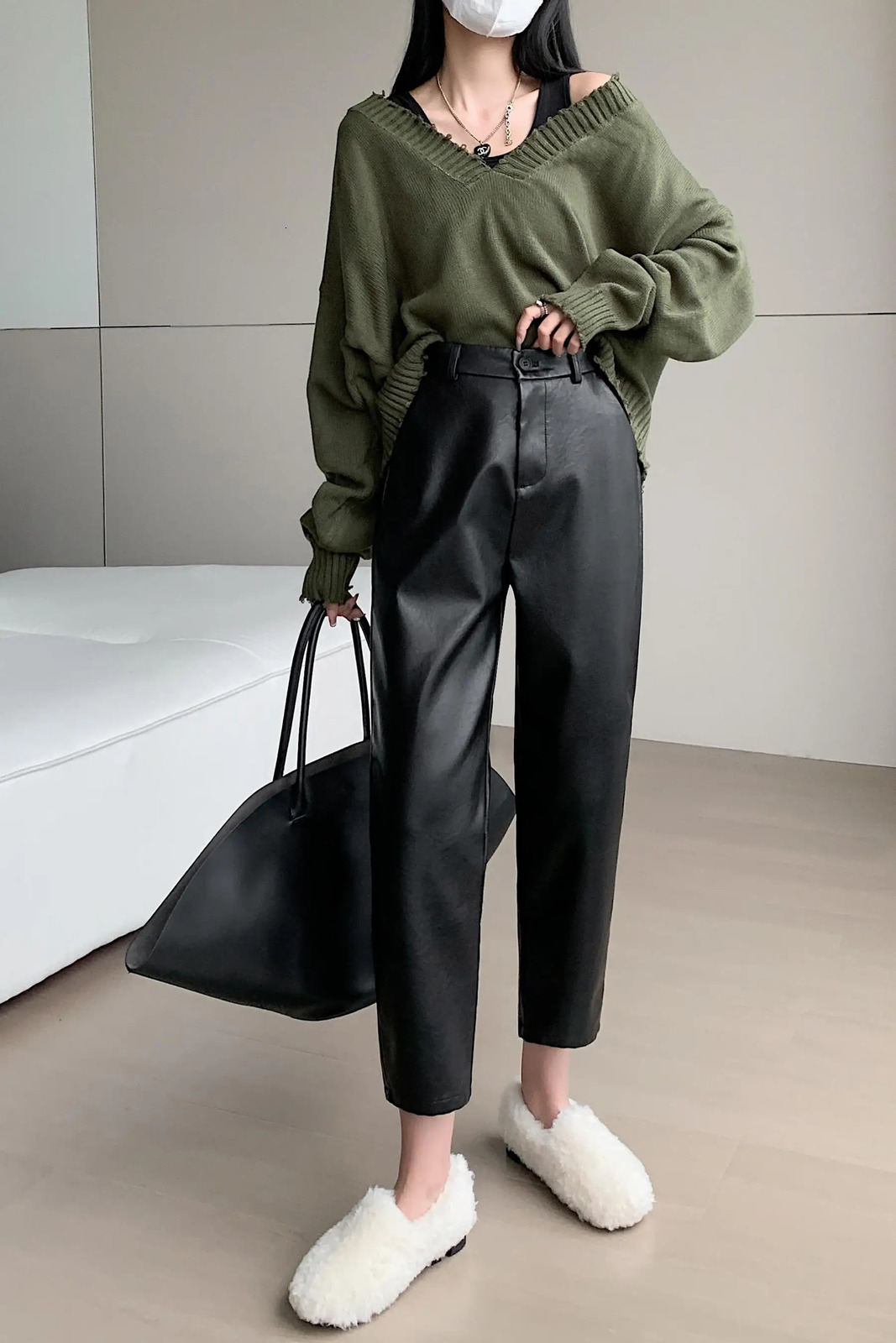 2024 Autumn Winter Leather Pant Korean Fashion High Elastic Waist Black Color Harem Trousers Female Pantalones 241009