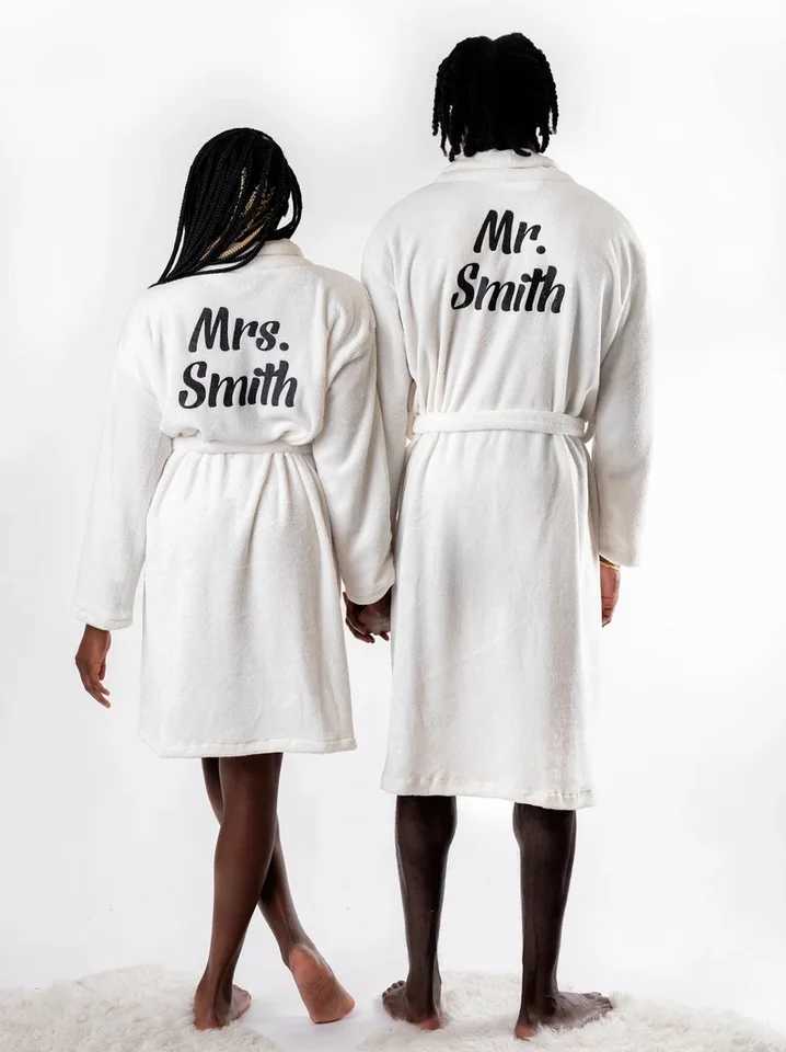 Customized Honeymoon Robes Couples Spa Robes Gift Bride And Groom Gift Mr Mrs Bathrobes Flannel Anniversary King Queen BathrobesXJ241018