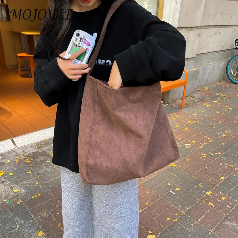 Womens underwear bag fashionable coarse woolen fabric large capacity shoulder bag daily office casual handbag use solid color handbag 241018