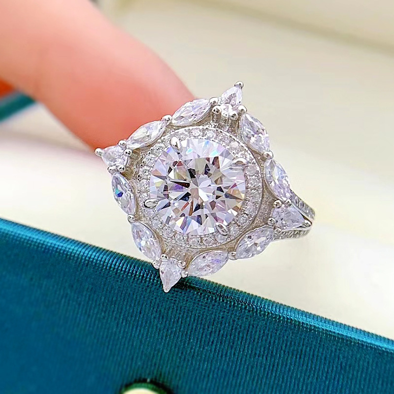 2024 Handmade Gorgeous SParkling Wedding Rings Luxury Jewelry Real 100% 925 Sterling Silver Round Cut White Moissanite Diamond Gemstones Party Women R