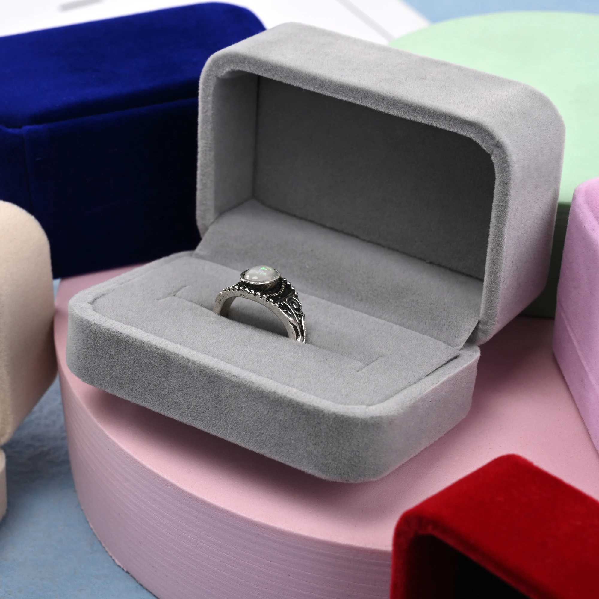 Velvet Ring Box Couple Double Ring Earring Display Stand Case Suggestions for Engagement Wedding Anniversary Jewelry Packaging W241019