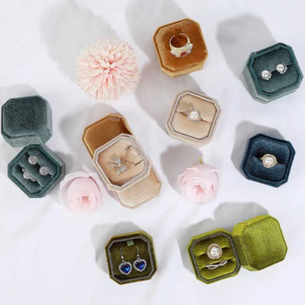 Corduroy octagonal ring box for wedding engagement suggests gift ring organizers store portable vintage jewelry box wholesale W241019