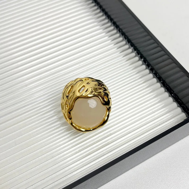 Draweye Medieval Womens Ring Retro Hyperbole Ins Fashion Show Acrylic Geometry Anillos Jewelry 241018