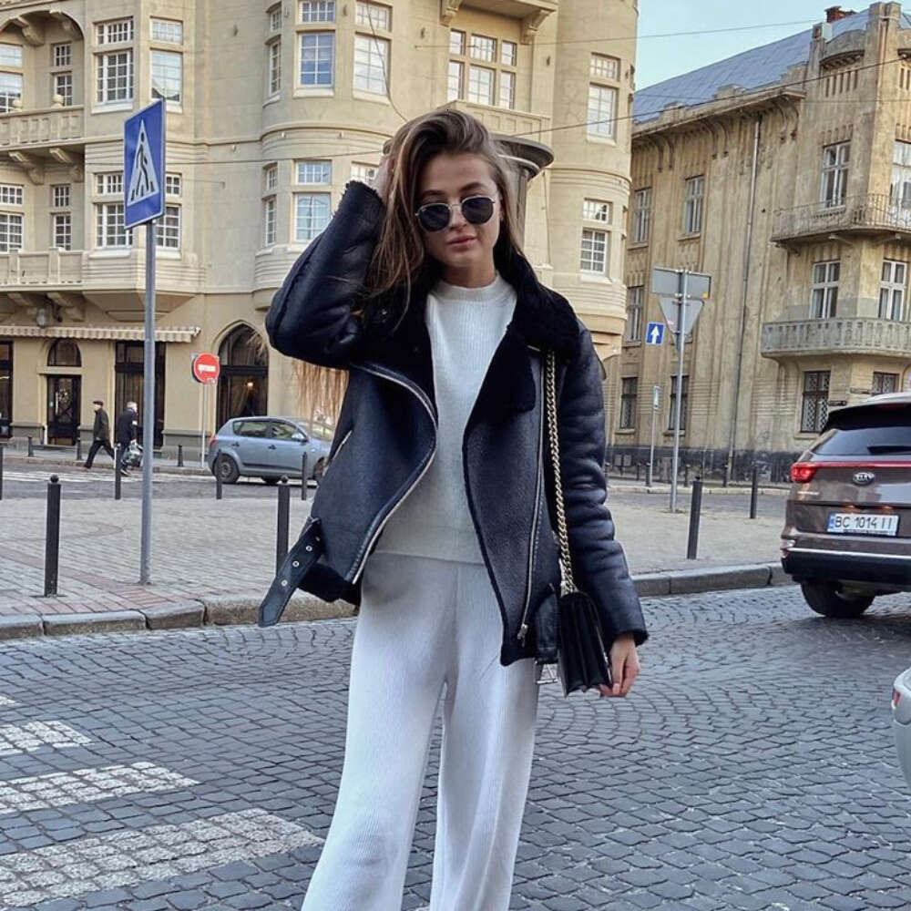 Warm Women Faux Fur Jacket With Belt Streetwear Female Moto Biker Loose Thicken Coat Fashion Autumn Winter Outwear