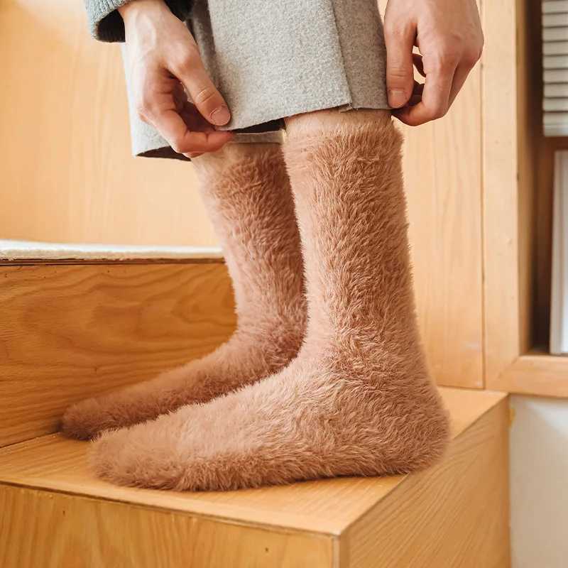 Autumn Winter Imitation Mink Fleece Middle Tube Socks Mens Solid Soft Plush Thickened Warm Socks Home Sleep Floor Socks For MenXJ241019