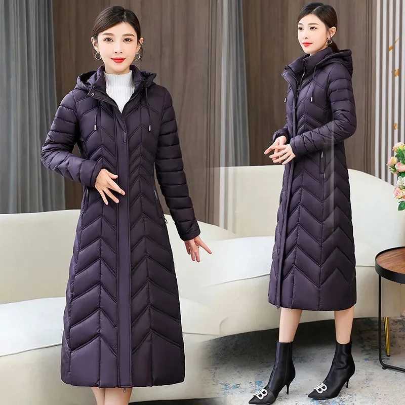 Women 2023 New Winter Long Plaid Parkas Loose Thicken Warm Hooded Coats Casual Zip Up Windproof Black White Down JacketsX241019