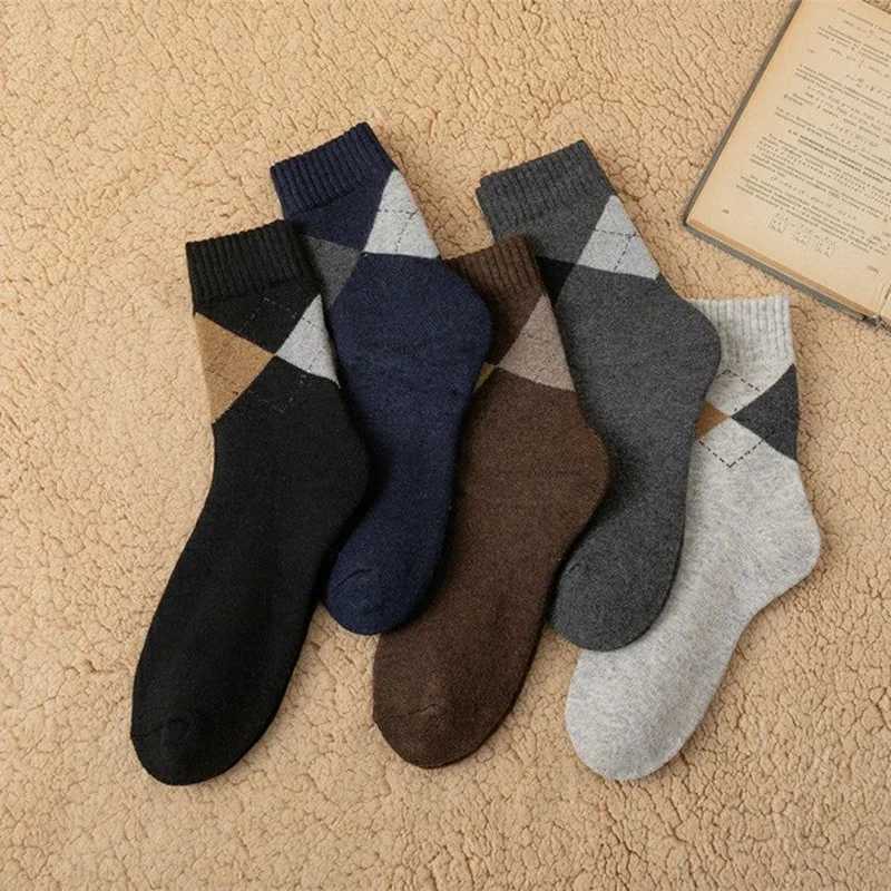 Winter Thick Warm Mens Merino Wool Socks Diamond Plaid Fashion Terry Socks High Quality Harajuku Retro Casual Socks For MenXJ241019