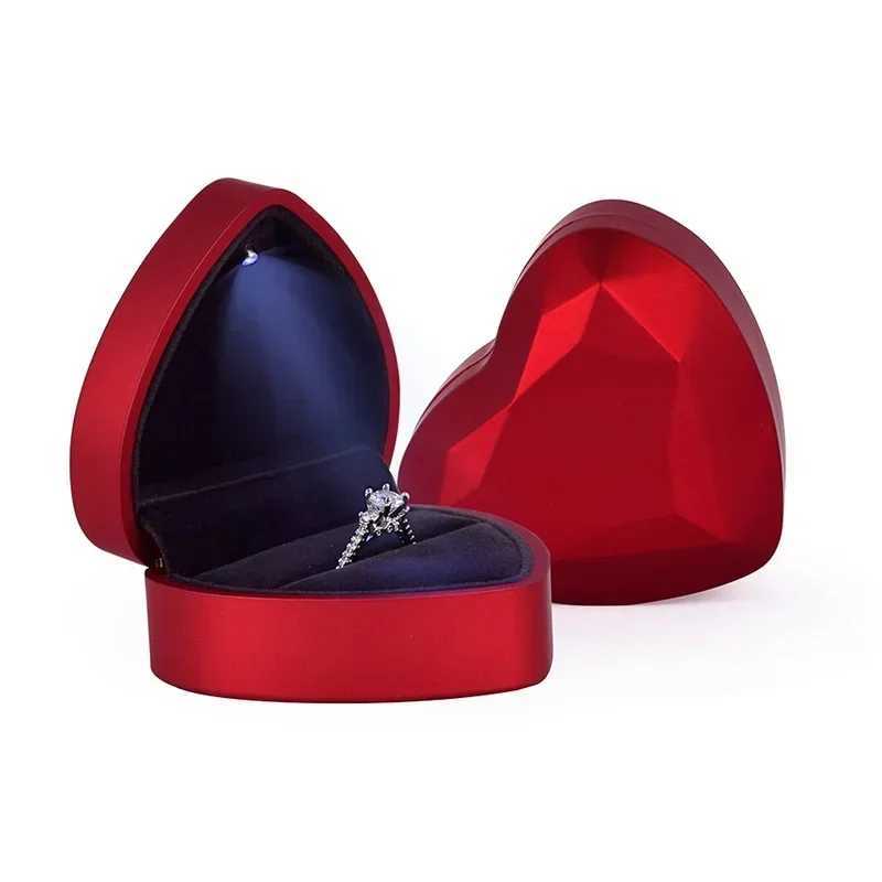 Creative Heart shaped LED Bead Box High end Recommendation Confession Ring Box Bead Box Pendant W241019