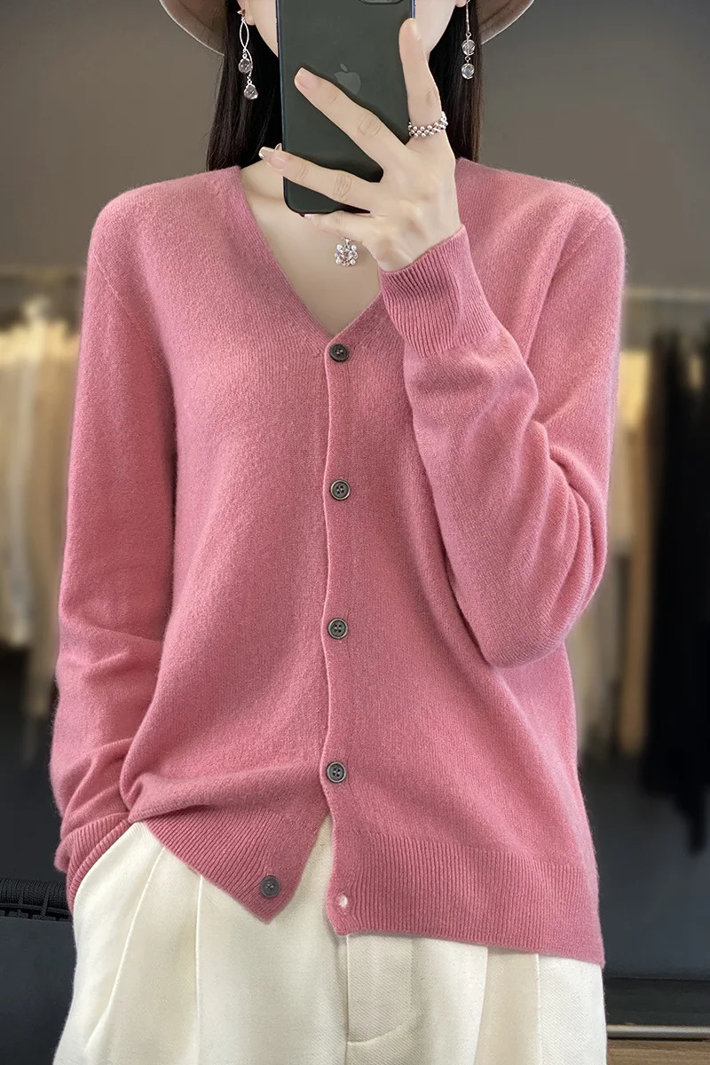 Long sleeved 100% Merino sweater wool spring and autumn cashmere womens knitted V-neck cardigan top 241019