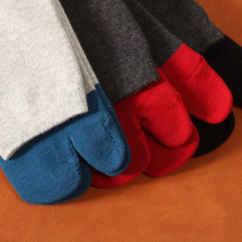 5 Pairs Autumn Winter Tabi Two Toe Socks Japanese Style Sweating Mid-tube Geta Sock Men Solid Black White 2 Finger Clogs SocksXJ241019