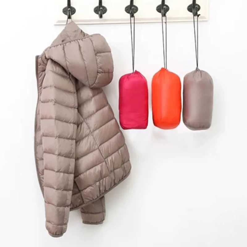 Winter Women Ultralight Thin Down Jacket White Duck Down Hooded Jackets Long Sleeve Warm Coat Parka Female Portable Outwear NewX241019