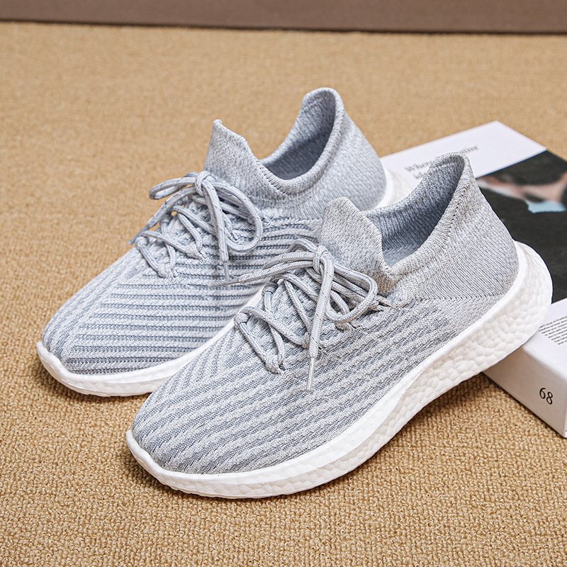 Thick soled 2024 Spring and Autumn new large solid color round toe shallow mouth lace up casual women's sports single shoe