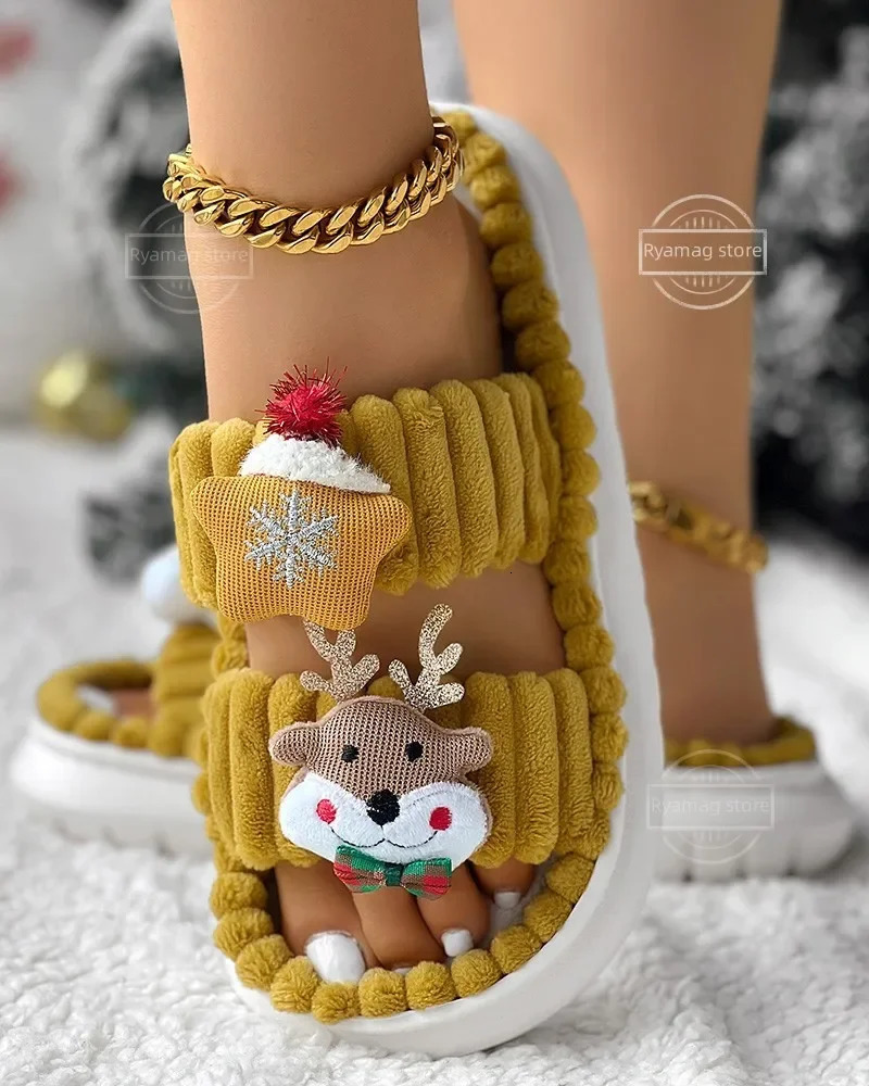 Sliding womens Christmas cartoon reindeer Santa Claus pattern blurred winter cotton flat shoes holiday platform warm flip cover 241018