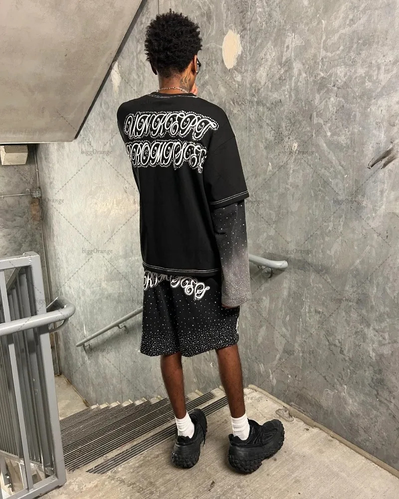 Y2K retro oversized printed fashion edition round neck long sleeved mens style American street Harajuku casual loose top women 241019