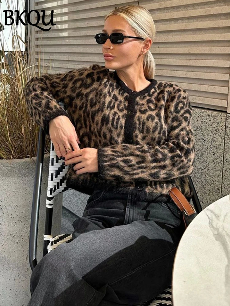 BKQU leopard print wool cardigan sweater womens loose O-neck single chest knitted jacket autumn/winter fashionable knitted jacket 241019