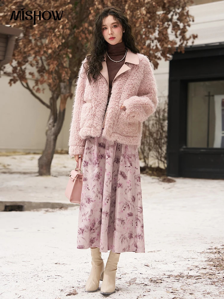 Mishow Fashion Womens Artificial Fur Coat Winter PU Leather Splicing Work Fur Jacket Thick Warm Sheepskin Top MXC58W0194 241018