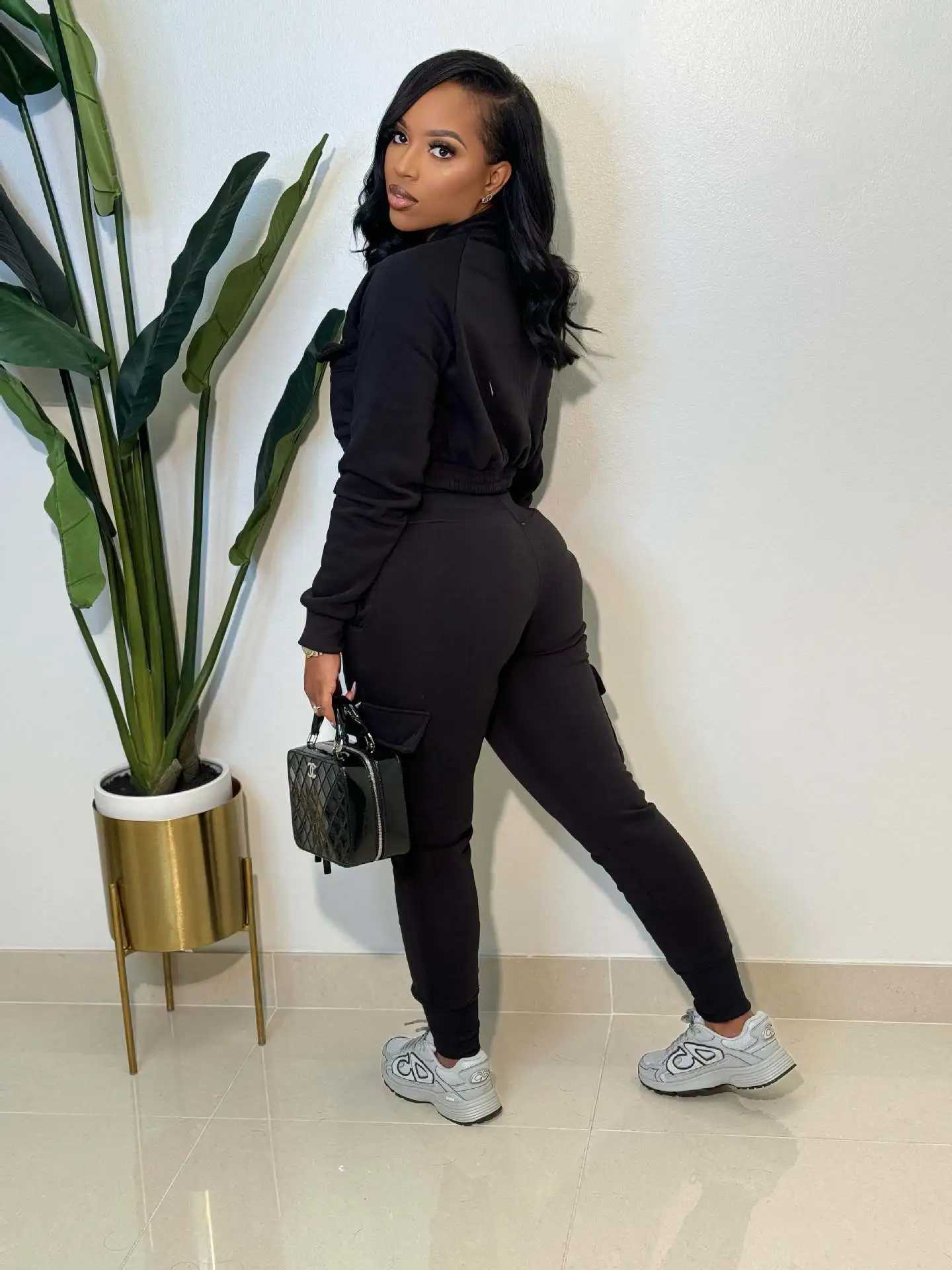 Women's Two Piece Pants Womens Track Set Autumn/Winter Casual Goods Jogging Set Sportswear Long Sports Shirt Jacket Set Womens Two Piece Pants Se