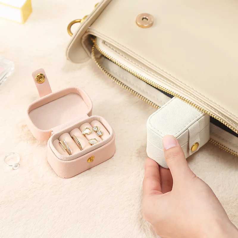 2023 Portable Mini Jewelry Box Organizer Travel Ring Earring Bracket Jewelry Display Box PU Leather Jewelry Storage Box Gift W241019