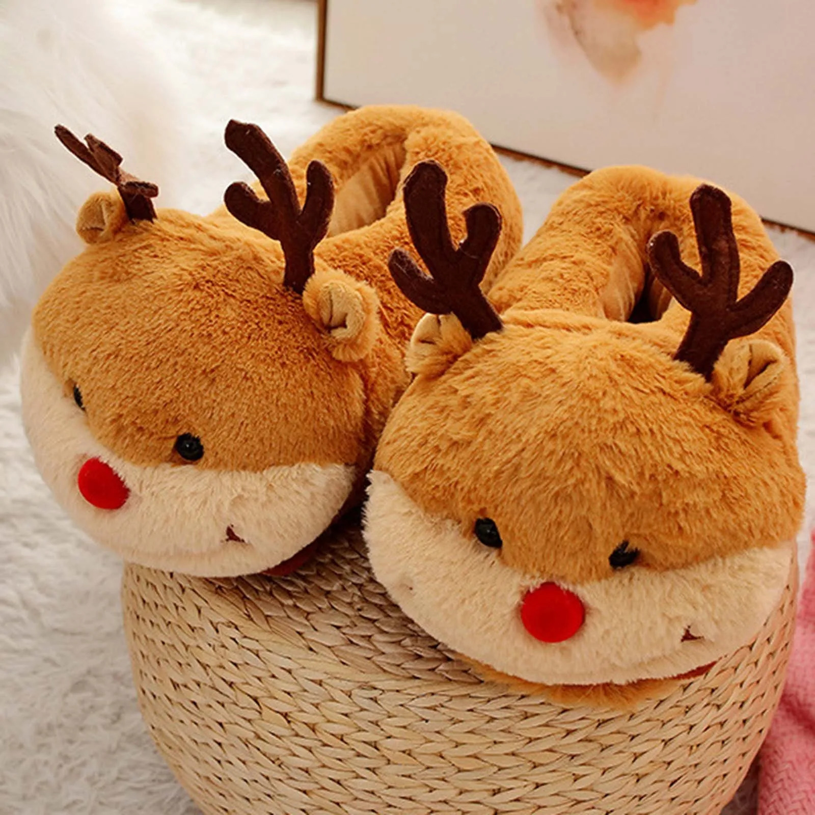 Womens Cute Cartoon Slide Christmas Elk Pig Animal Plush Indoor Comfortable and Warm Cover Heel Anti slip Slide Winter Slide 241018
