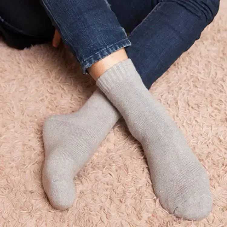 Mens Winter Thicken Wool Socks Male Women Warm Socks Super Plush Solid Color Socks Merino Wool Socks Christmas Against Cold SnowXJ241019