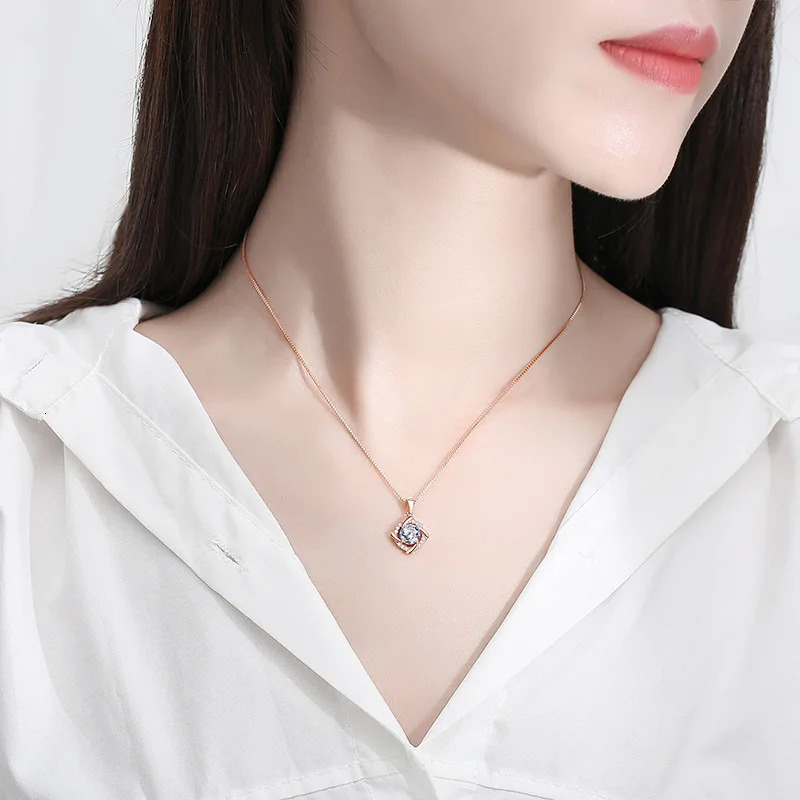 EWYA 0.5/1CT Windmill Female Pendant Necklace S925 Pure Silver Diamond Chain Necklace Exquisite Jewelry Gift 241018