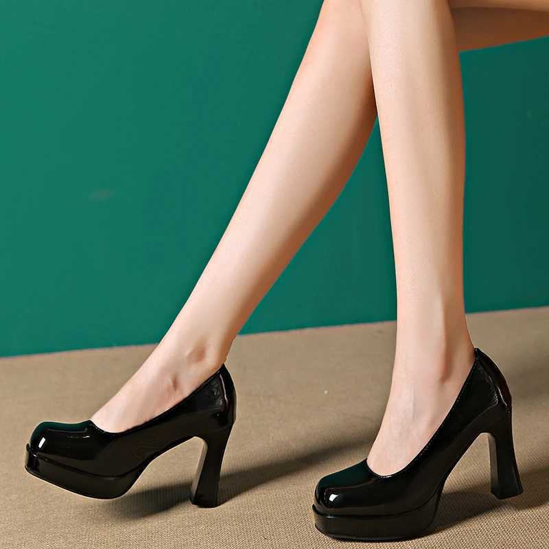 Womens Pump 2024 Summer New Fashion Pump Classic Patent Leather Sexy High Heels Womens Shoe Platform Womens Wedding Shoes Y241019